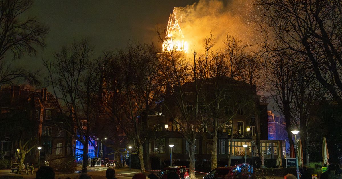 Smurtas, incidentai ir gaisras Amsterdamo bažnyčioje - Respublika.lt