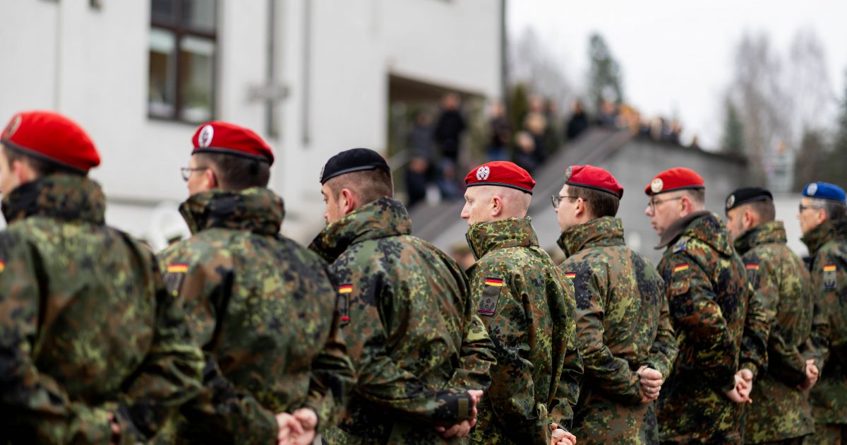 Lietuviai - svetimų valstybių kariuomenėse - Respublika.lt