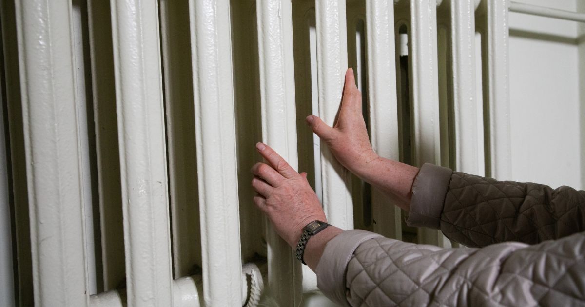 Įspėja: dėl šalčių ir panaikintos PVM lengvatos augs šildymo sąskaitos - Respublika.lt