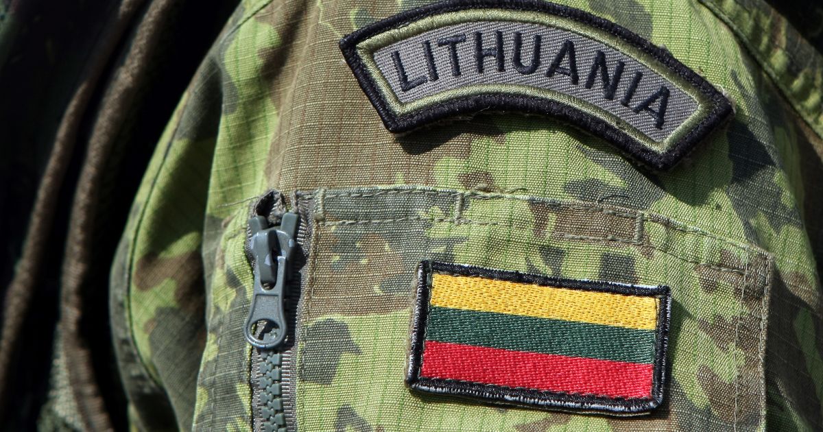 „Tikrai prisidėsime prie saugumo garantijų": ministras apie Lietuvos karių dislokavimą Ukrainoje - Respublika.lt