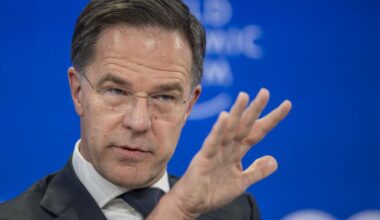 NATO vadovas: galite toliau svajoti, bet Europa nepajėgi apsiginti be JAV - Respublika.lt