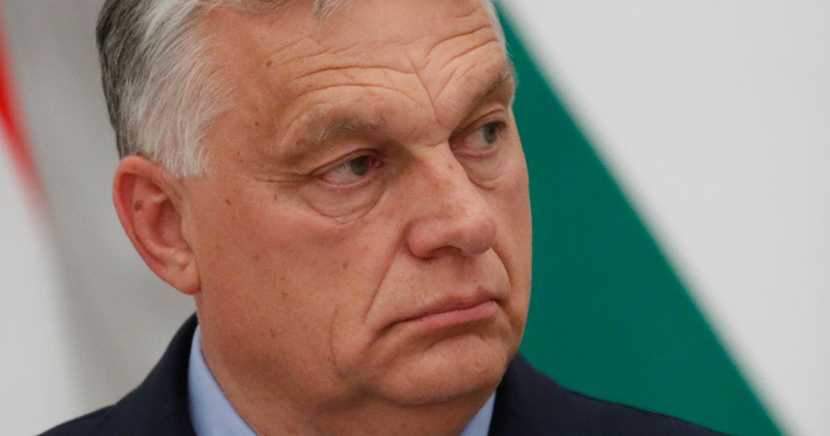 Orbanas liepė iškviesti Ukrainos ambasadorių Vengrijoje - Respublika.lt