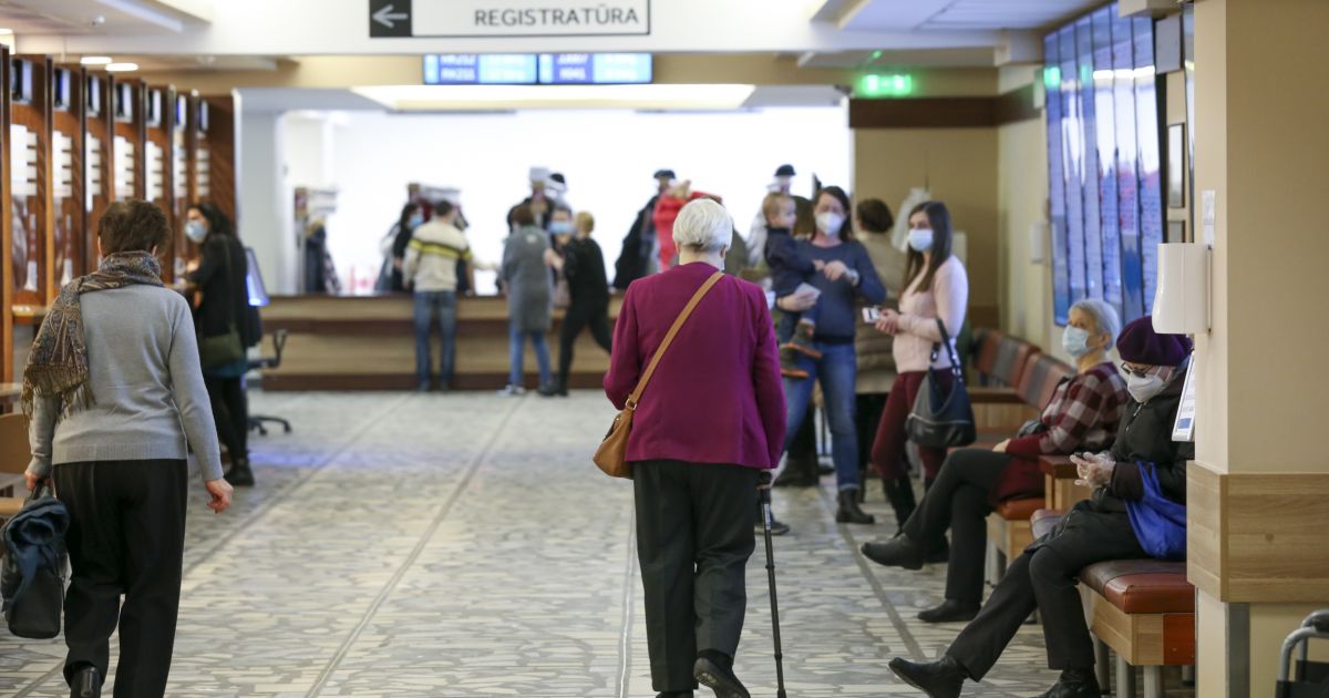 Medicininės kaukės - ir vėl privalomos - Respublika