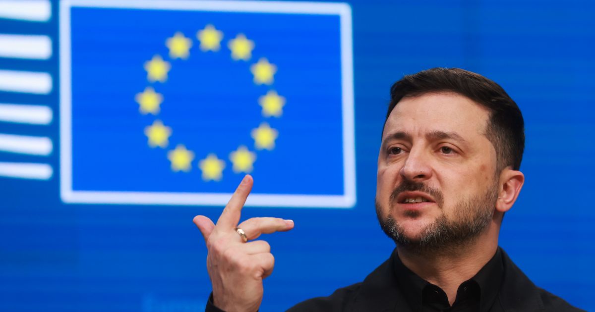 „Politico“: Zelenskis žada naujas operacijas prieš Rusiją - Respublika.lt