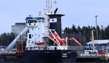 Suomija: įtariamas pažeidęs telekomunikacijų kabelį ir sulaikytas laivas gabeno sankcionuotą rusišką plieną - Respublika.lt