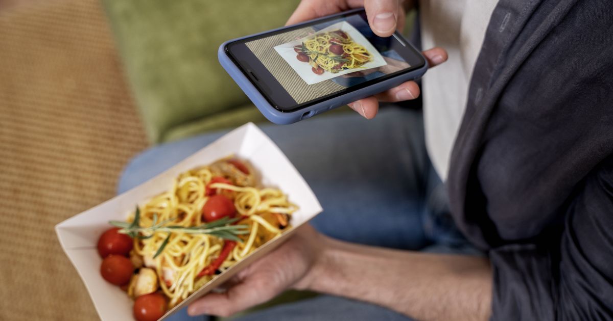 Tarnyba: maistas iš socialinių tinklų ne visada būna saugus - Respublika.lt