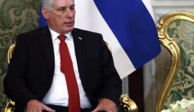 Kubos prezidentas atsakė į JAV grasinimus: „Niekas mums nenurodinėja, kaip elgtis“ - Respublika.lt