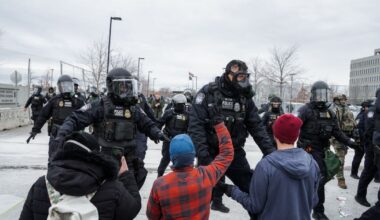 Viceprezidentas patvirtino: tarp sulaikytųjų per imigracijos tarnybos reidą yra penkiametis - Respublika.lt