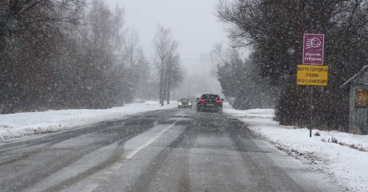 Parodė, kokiomis sąlygomis teko važiuoti autostradoje: vietoj 3 valandų kelionė truko 5 | Verslas