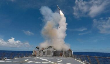 „Kyiv Post“ pranešė apie slaptą bandymą apginkluoti Ukrainą „Tomahawk“ raketomis