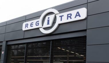 Didėja „Regitros“ automobilių registracijos mokesčio dydžiai