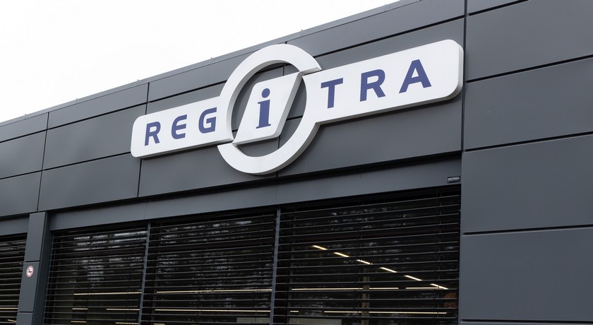 Didėja „Regitros“ automobilių registracijos mokesčio dydžiai