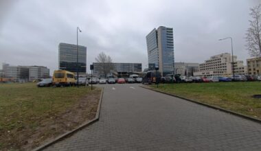 Vilniaus centre apmokestinama viena paskutinių nemokamų automobilių stovėjimo aikštelių