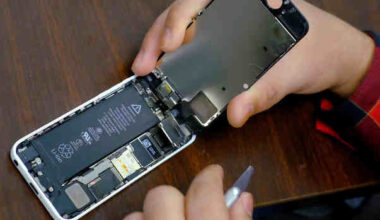 Kaltas DI: 2026 m. išmanieji telefonai taps prastesni arba 30 proc brangesni