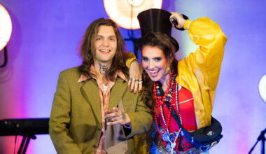 Nauja tinklalaidė su scenos žvaigždėmis: išsiskirs gyva muzika ir vis kitais vedėjos personažais | Vardai