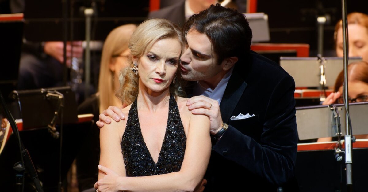 LVSO gimtadienio koncerte – pokyčiai: maestro Rinkevičius garsią solistę kaltina publikos apgaule | Vardai