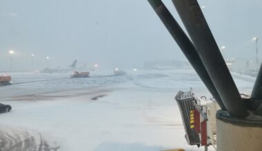 Šeštadienį atšauktas skrydis Stambulo kryptimi, vėluoja ir kiti lėktuvai | Verslas