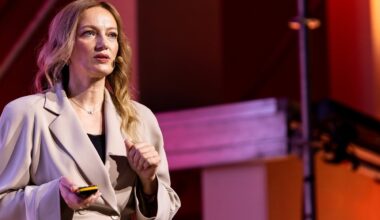 Rūta Ežerskienė. Ką ekonomikai atneš didesnės pajamos?