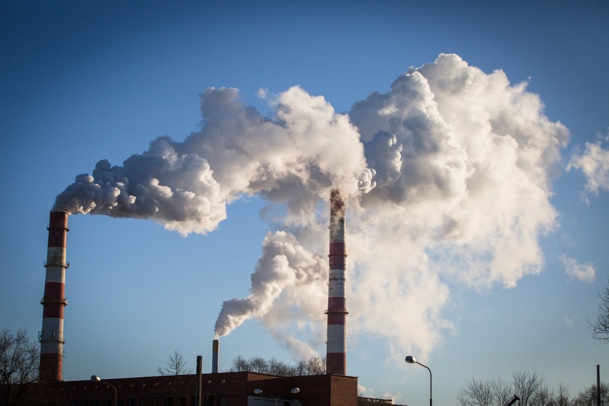 Daugelyje Lietuvos miestų – padidėjusi oro tarša: specialistai įspėja saugotis