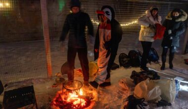 Beveik 700 namų Ukrainos sostinėje lieka be šildymo