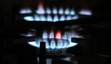 Dujų kainos Europos didmeninėje rinkoje pirmadienį krito daugiau nei 12 proc. | Verslas