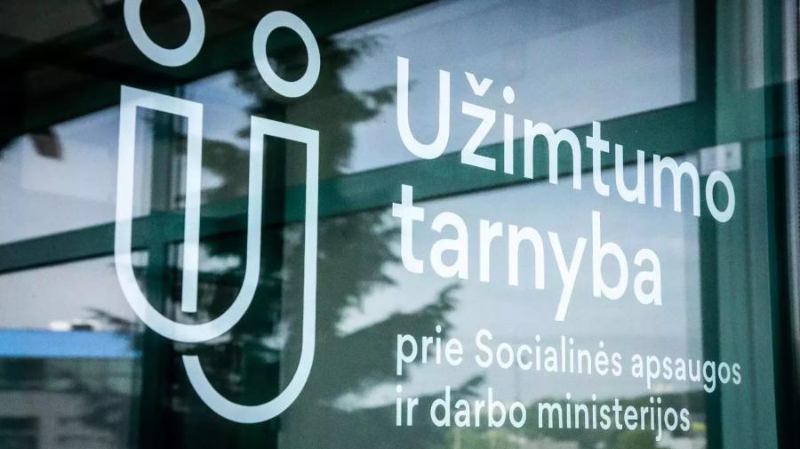 Klaipėdoje veikianti keleivių transporto įmonė „Pajūrio autobusai“ atleidžia 28 darbuotojus, praneša Užimtumo tarnyba. - Alfa