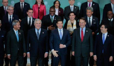 JAV su sąjungininkais siekia prekybos naudingosiomis iškasenomis zonos