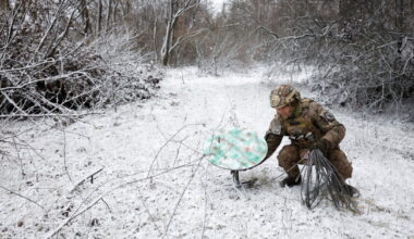 Karas Ukrainoje. „Rusai panikuoja“: kariškiai paaiškino, kas pasikeitė fronte po „Starlink“ blokavimo
