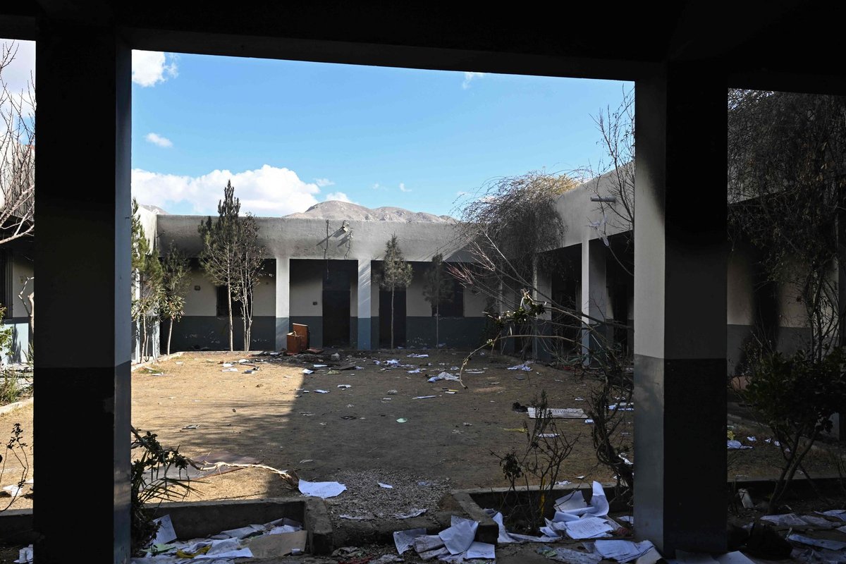 Pakistane ieškoma mirtinus išpuolius surengusių užpuolikų