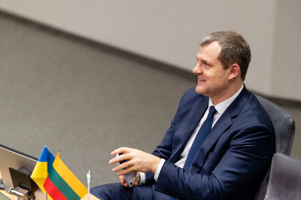 5 parlamentarai Konstitucijos nepažeidė - Delfi