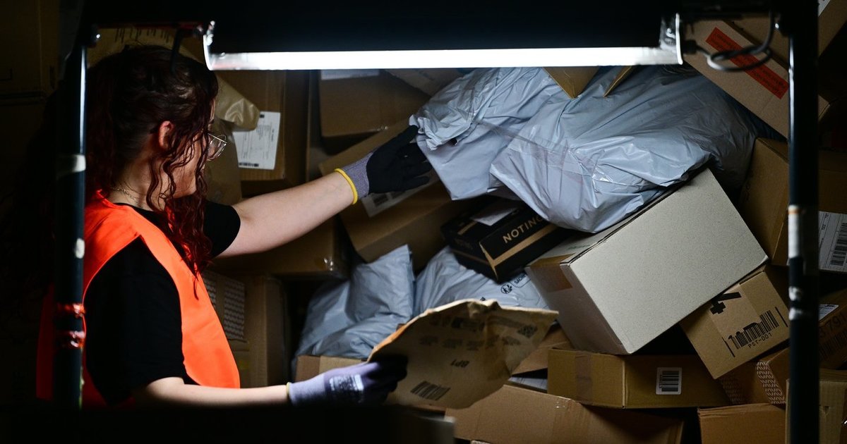 Mamos siųsta dovana dukros taip ir nepasiekė: „Kreipsiuosi į policiją, nes tai yra gryna vagystė“