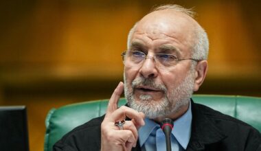 Iranas ES kariuomenes paskelbė teroristinėmis grupuotėmis