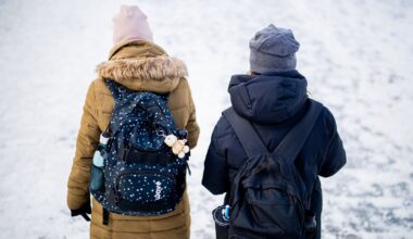 Kada vaikai gali likti namuose per šalčius: aiškios taisyklės tėvams