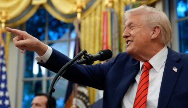 Donaldas Trumpas nori greitų ir staigių smūgių Iranui