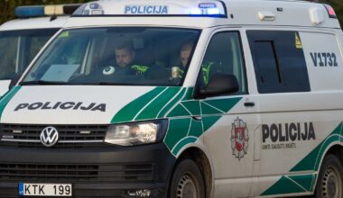 Prisistatė policija ir elektros darbuotojais – iš senjorės išviliojo beveik 11 tūkst. eurų