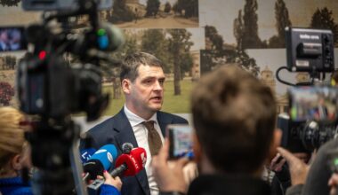 VSD apie Žemaitaičio ir Permino ryšius: įstatymas nesuteikia diskrecijos vertinti moralinių aspektų