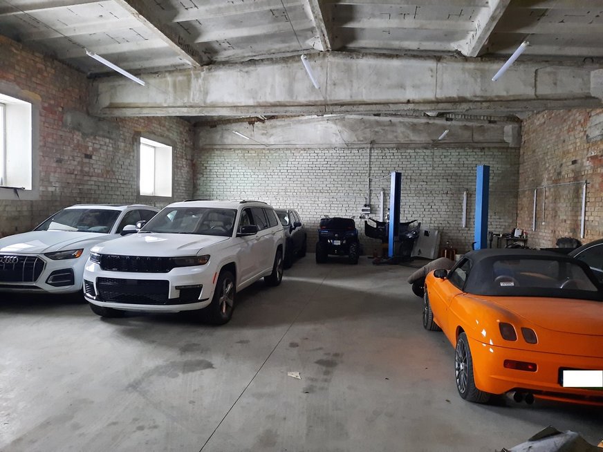 Automobilių dirbtuvės (nuotr. FNTT)