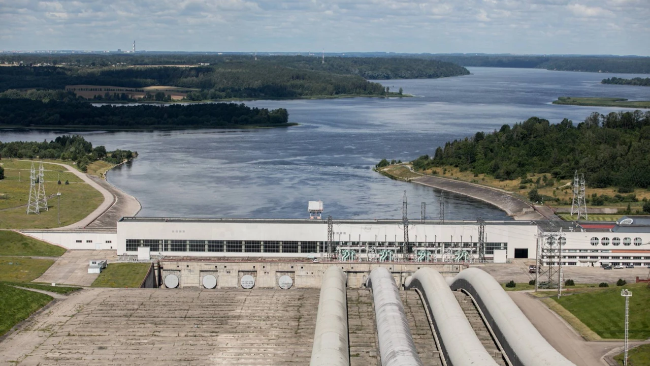 Dėl transformatoriaus gedimo jau aštuntą savaitę neveikia 2-asis Kruonio HAE agregatas