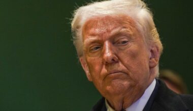 Pasikėsinimas į Donaldą Trumpą Floridoje: paaiškėjo, kas gresia kaltinamajam