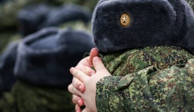 Karas Ukrainoje. Po „Starlink“ blokavimo – chaosas Rusijos kariuomenėje: kariai šaudo į savus