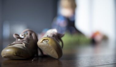 Sunkiai suvokiama: Prancūzijoje 10 vyrų kaltinami išprievartavę 5-metį