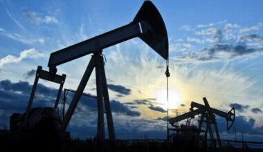 Nafta pirmadienį atpigo 5 proc., slūgstant įtampai dėl Irano | Verslas