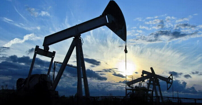 Nafta pirmadienį atpigo 5 proc., slūgstant įtampai dėl Irano | Verslas