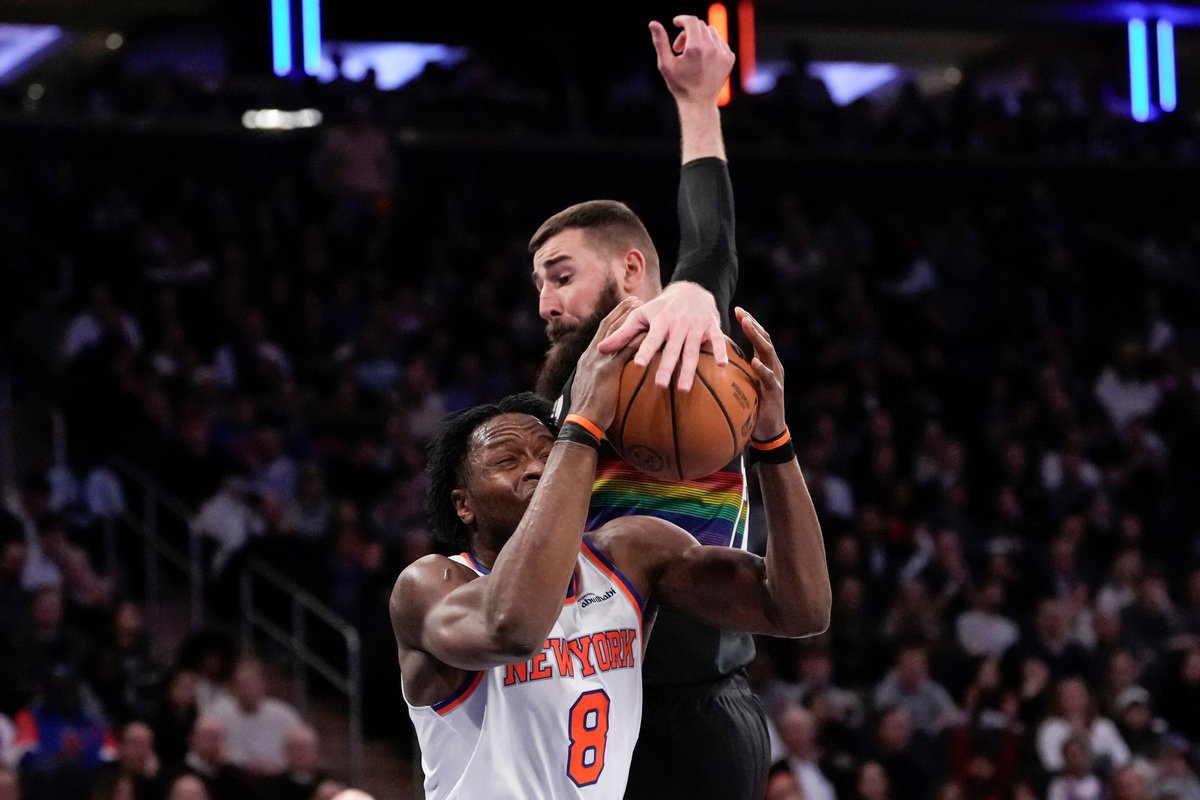 Dviejų pratęsimų trileryje Valančiūnas rezultatyvumu neišsiskyrė