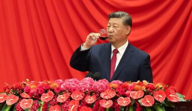 Kinija džiaugiasi karu Ukrainoje dėl dviejų priežasčių