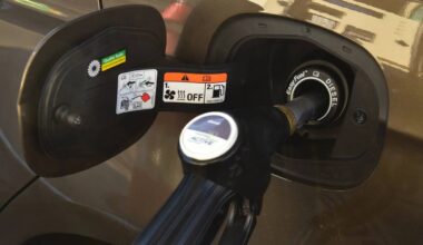 Paviešino sąrašą: šiose degalinėse parduotas normų neatitinkantis kuras