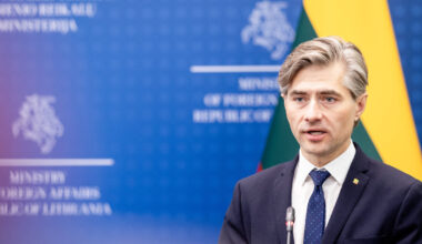 Su Moldovos prezidente susitikęs Kęstutis Budrys: negalime leisti Kremliaus naratyvams nugalėti - 15min.lt