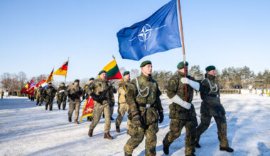 BNS Sprintas: be darbo likęs aplinkos viceministras, sparčiai vykdomos Rūdninkų karinio miestelio statybos - 15min.lt