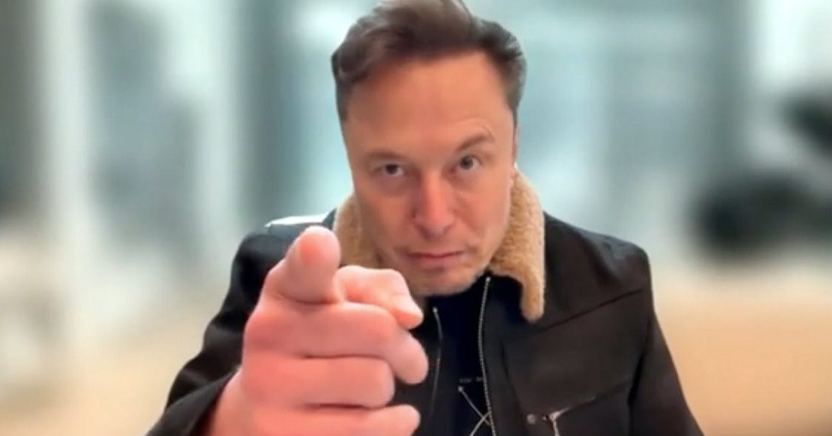 Viskas keičiasi: „Tesla“ priėmė sprendimą, kuris užveria duris legendiniams modeliams