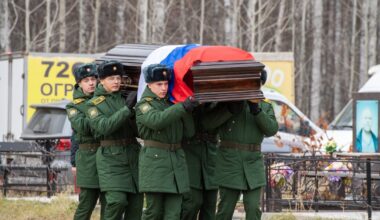 FT: paaiškėjo, kas laukia Rusijos, jei Maskva pažeis Trumpo paliaubų susitarimą